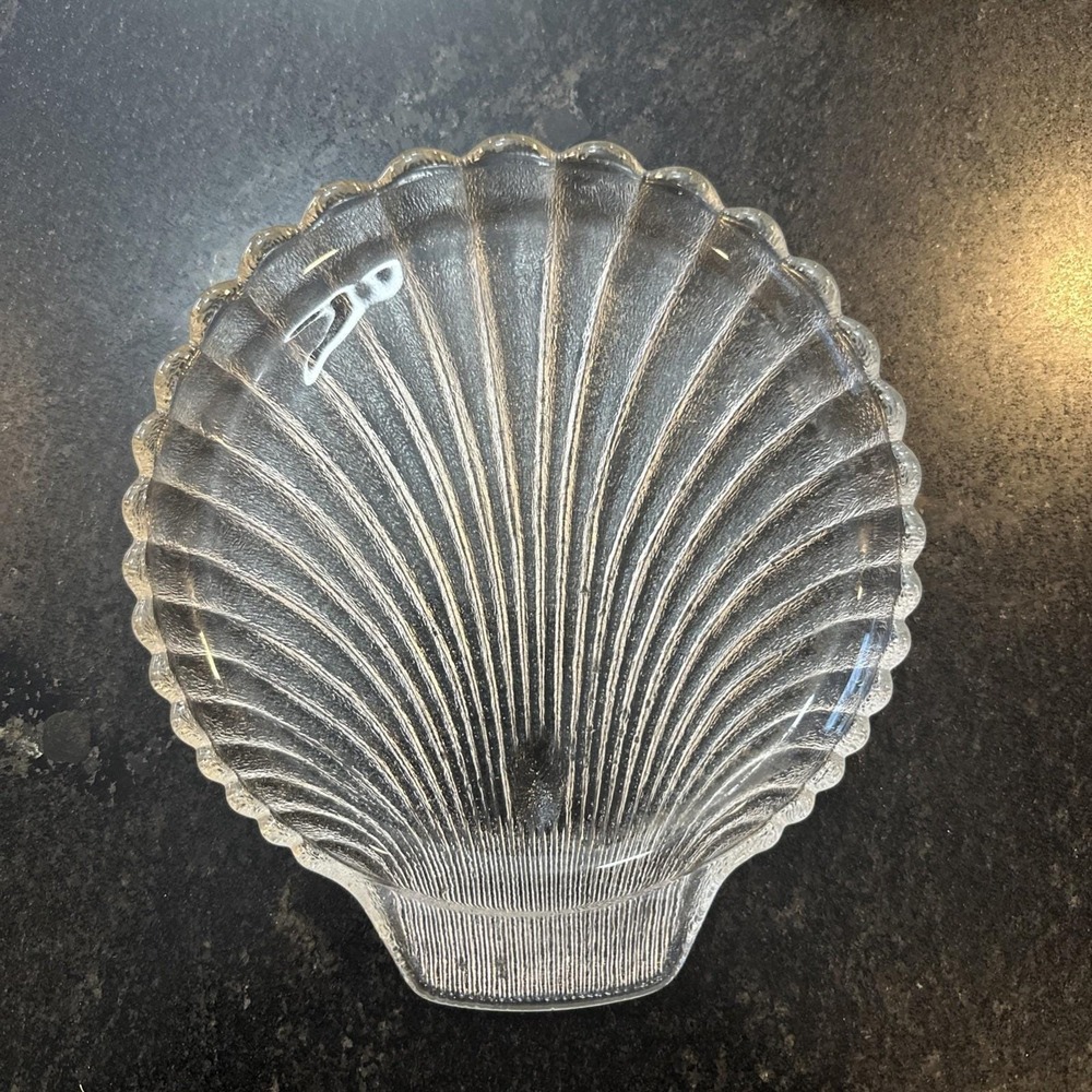 Anchor Hocking Clear Glass Clam Shell Appetizer/Dessert Plate, Trinket Dish